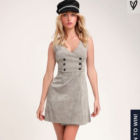 Lulus Benton Light Grey Corduroy Button-Up Sleeveless Mini Dress Deep V Sz Large - Picture 1 of 12
